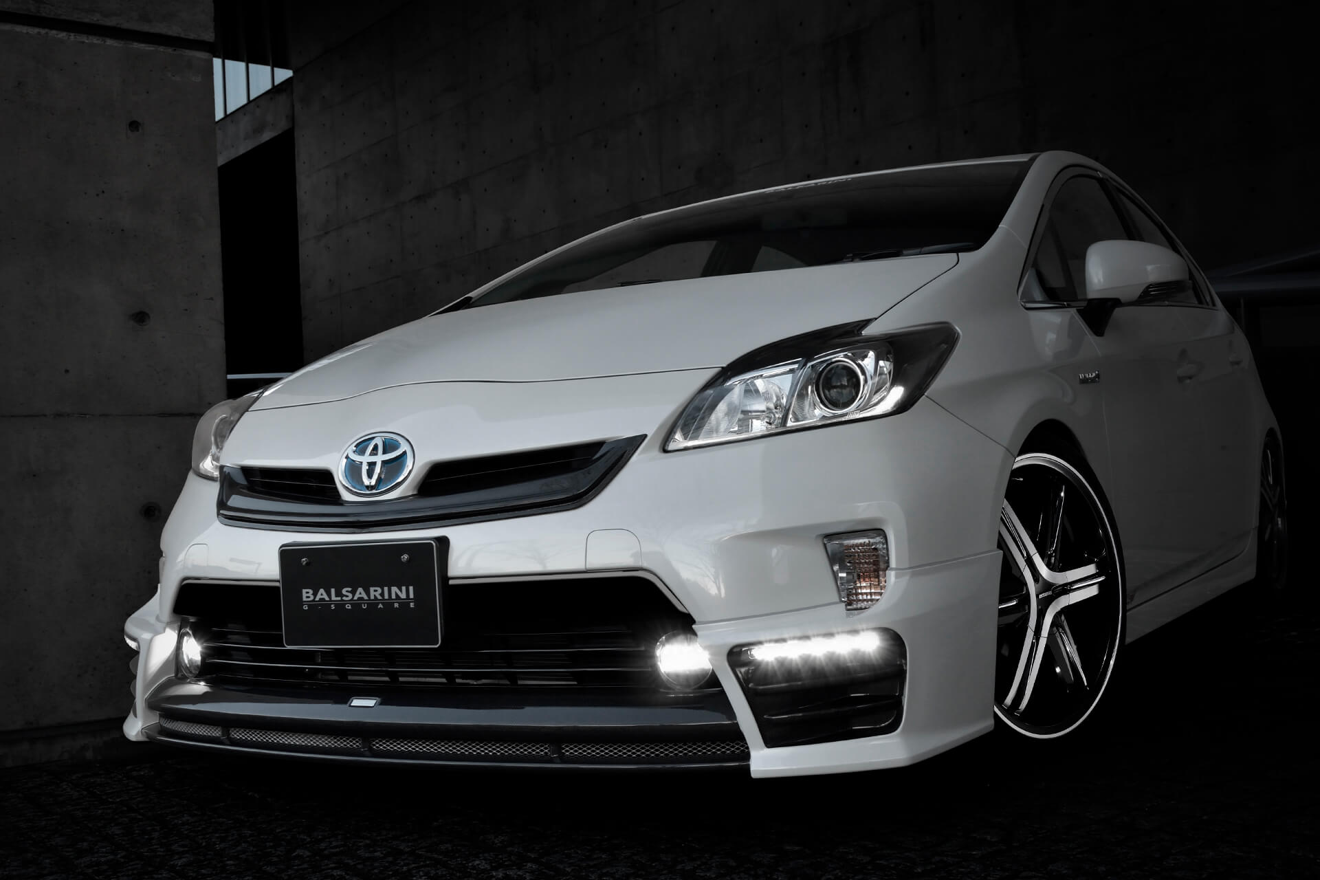 プリウス/PRIUS30系 | アルミホイール・エアロパーツ・カー用品・のG