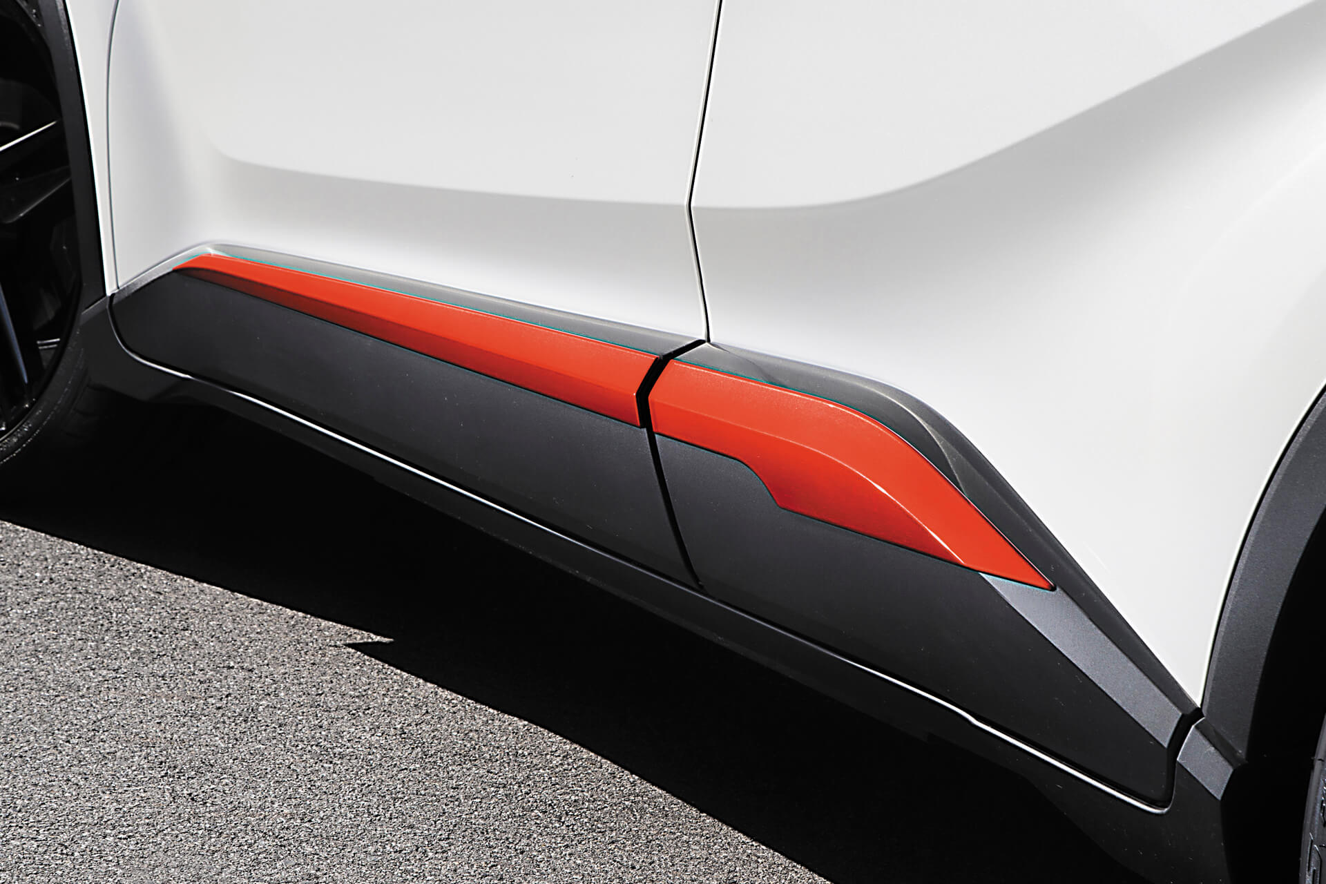 楽天市場】c-hr パーツ トヨタ サイド ガーニッシュの通販